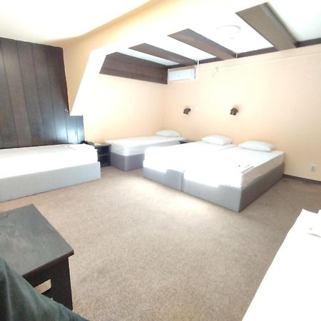 Hotel Vojvodina Novi Sad Ngoại thất bức ảnh